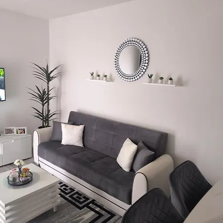 Rex Apartment Svinisce